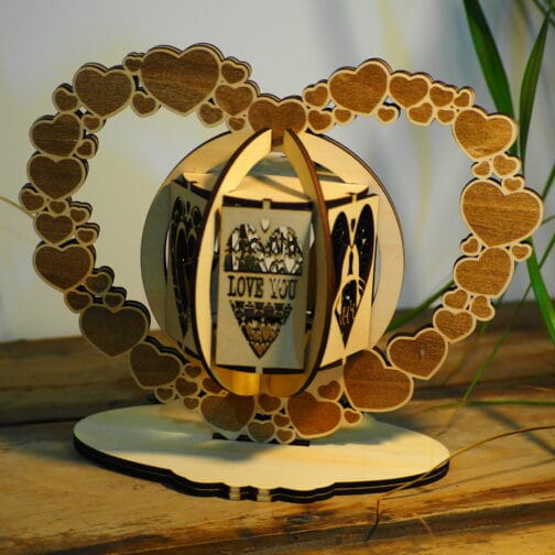 Décoration à poser – “Coeur gravé”