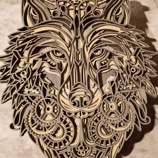 Décoration Murale Multicouche en Bois – Le Loup Style Steampunk