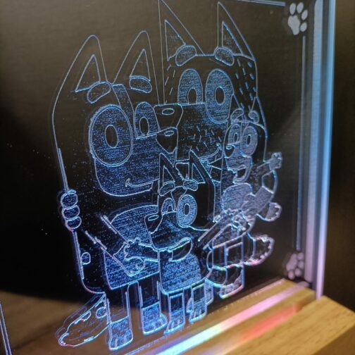Miroir Gravé Lumineux Bluey et sa famille