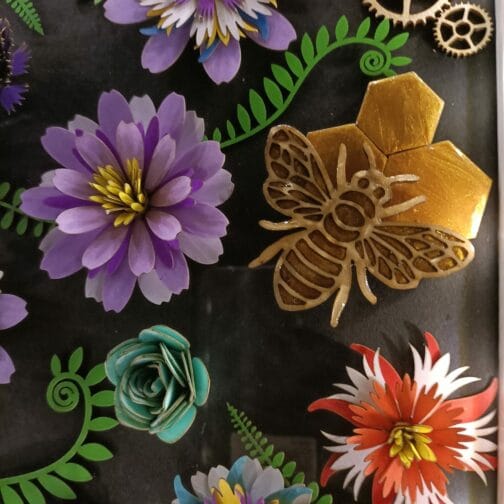 Tableau floral lumineux – Une création unique en fleurs de papier